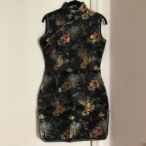Qipao Cheongsam Black with Gold Floral XS